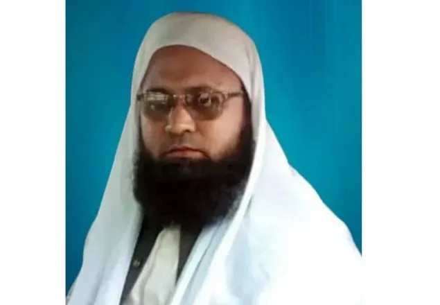 রূপগঞ্জে হেফাজতের অনুসারী মাওলানা লোকমান হোসেন আমিনী আটক