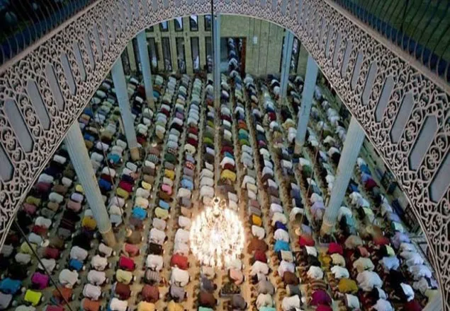 সুরক্ষা রীতি মেনেই হতে পারে তারাবির নামাজ