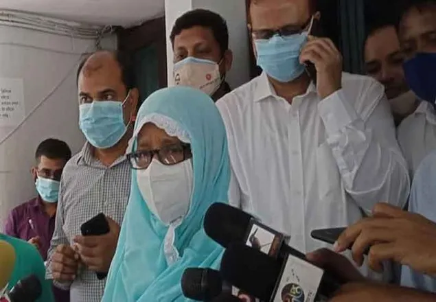লকডাউনে শ্রমিকদের যাতায়াতের ব্যবস্থা না করলে ব্যবস্থা : শ্রম প্রতিমন্ত্রী