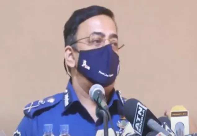 বিনা প্রয়োজনে কেউ ঘরের বাইরে যা‌বেন না : আইজিপি