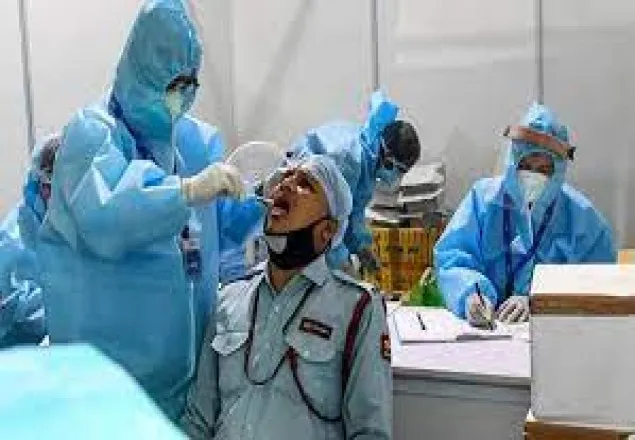 ভারতে ২৪ ঘণ্টায় করোনায় আক্রান্ত ২ লাখ