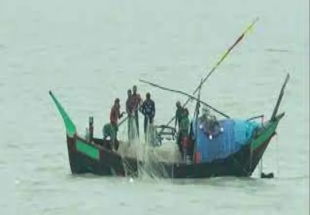 ৬৫ দিন সাগরে মাছ ধরা নিষিদ্ধ
