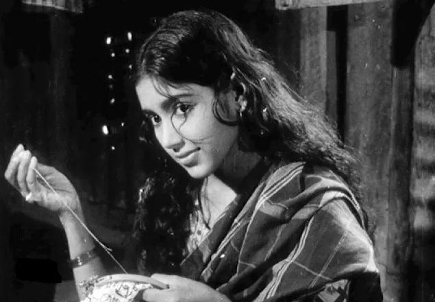 চলে গেলেন ঢালিউডের ‘মিষ্টি মেয়ে’ কবরী