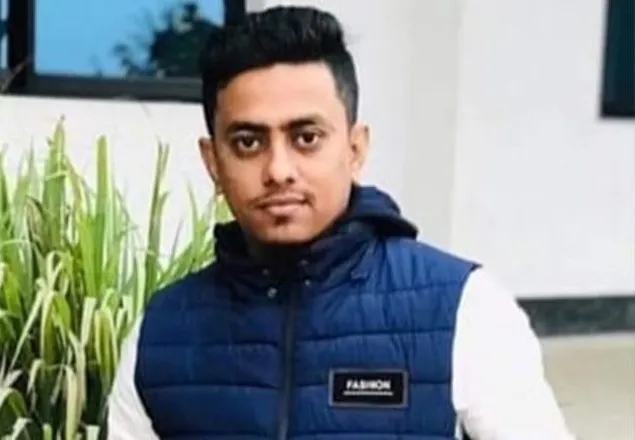 গাছের সঙ্গে মোটরসাইকেলের ধাক্কা, ছাত্রলীগ নেতা নিহত