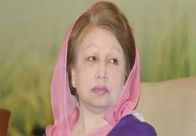 করোনার দ্বিতীয় পরীক্ষার জন্য খালেদা জিয়ার নমুনা সংগ্রহ