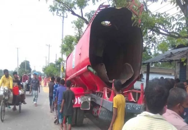 দিনাজপুরে ট্যাংক-লরি বিস্ফোরণে ৬ জন আহত
