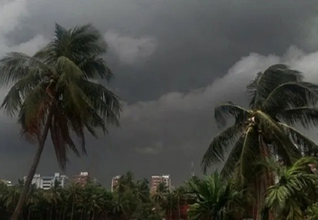 রাজধানীসহ সারা দেশে কালবৈশাখীর আভাস