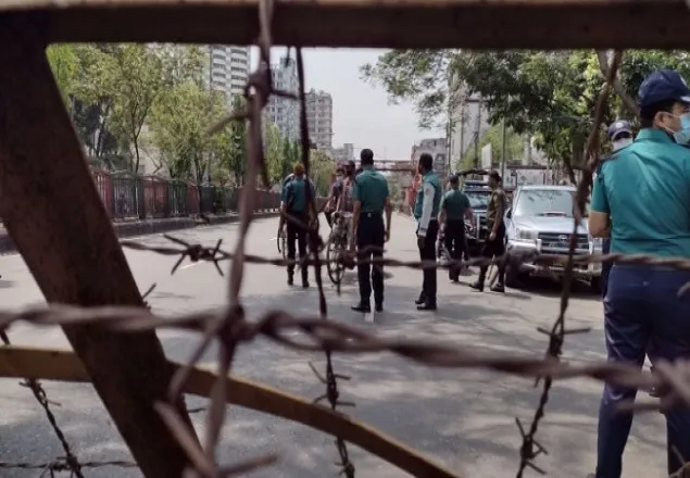 বিধিনিষেধ আরও ৭ দিন বাড়িয়ে প্রজ্ঞাপন জারি