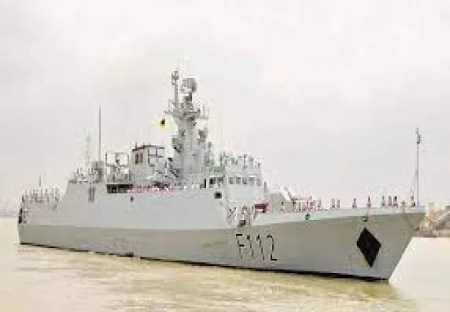 ঘূর্ণিঝড় ইয়াস: উদ্ধার ও ত্রাণ সহায়তায় প্রস্তুত নৌবাহিনীর ১৮ যুদ্ধজাহাজ