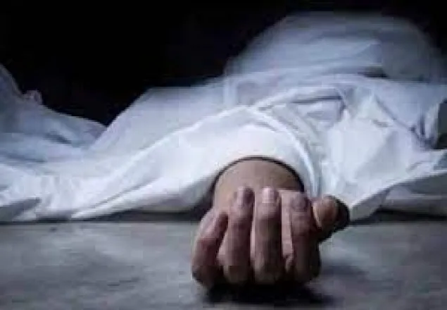 কলাবাগানে ফ্ল্যাট থেকে নারী চিকিৎসকের লাশ উদ্ধার