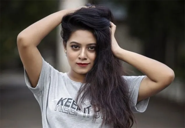 ফ্যান পেজ খুলে ভক্তদের আরও কাছে দীঘি
