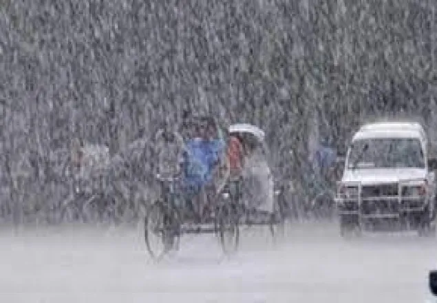 সাগরে লঘুচাপ, বাড়তে পারে বৃষ্টি