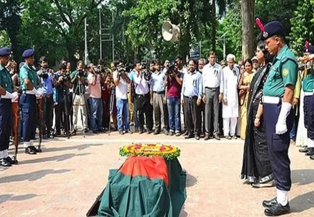 ‘গার্ড অব অনারে’ নারী ইউএনওর বিকল্প দাবি সংসদীয় কমিটির