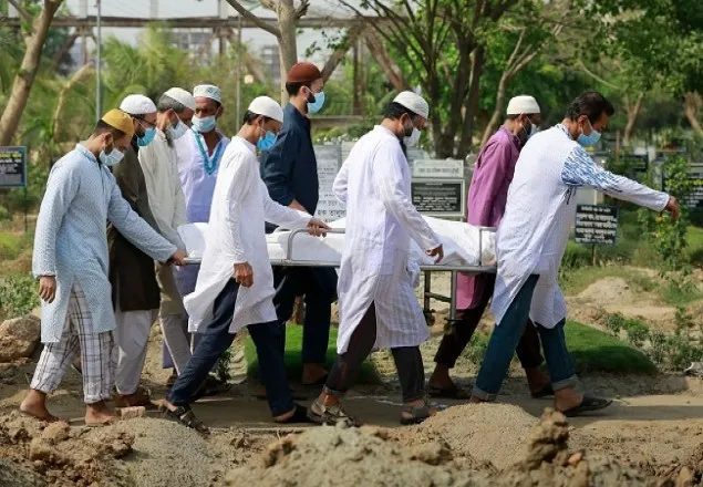 করোনায় দেশে আরো ৮২ জনের মৃত্যু