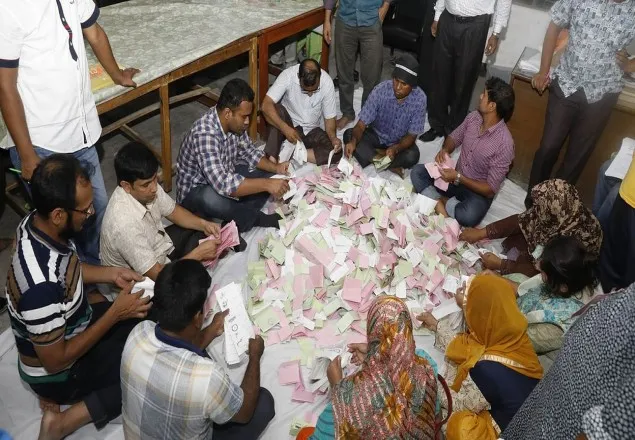 ইউপি নির্বাচনের ভোটগ্রহণ শেষ, চলছে গণনা