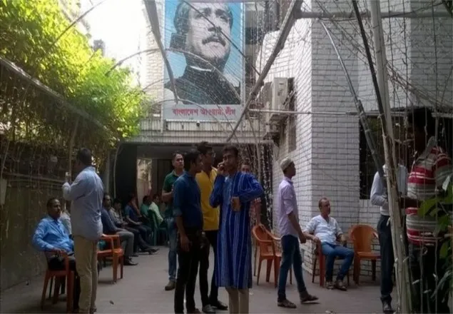 এক যুগ ক্ষমতায়, কিন্তু দল হিসেবে কেন ‘স্থবির’ আওয়ামী লীগ!
