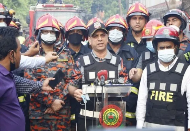 মগবাজারে বিস্ফোরণ: কারণ অনুসন্ধানে ফায়ারের তদন্ত কমিটি