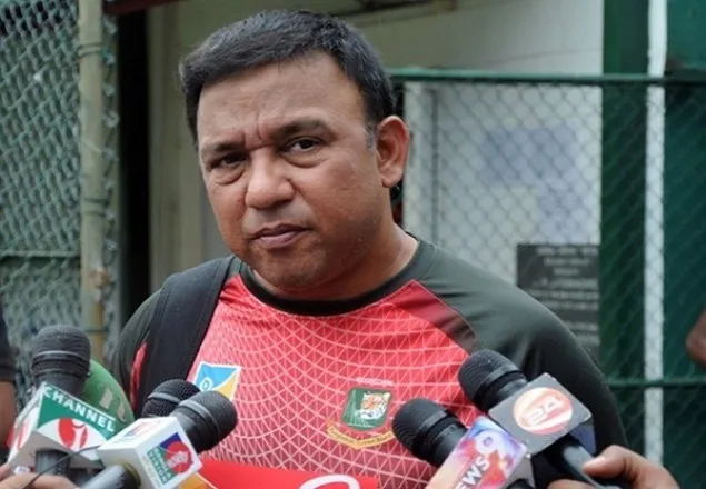 ‘মিটিংয়ে ডাকা হয় না আমাকে’ : অভিযোগ সুজনের