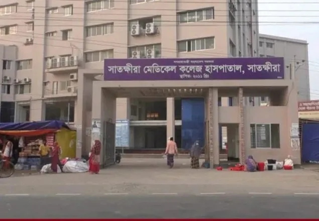সাতক্ষীরায় একদিনে করোনা উপসর্গ নিয়ে ১৪ জনের মৃত্যু