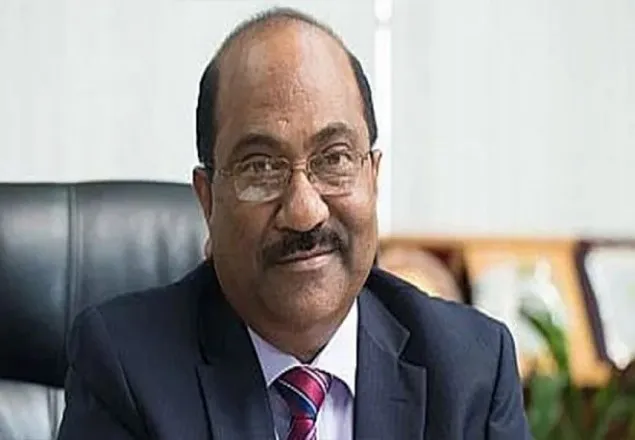 সুর চৌধুরী ও তার স্ত্রীর ব্যাংক অ্যাকাউন্ট জব্দ
