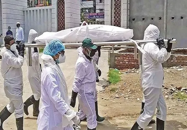 করোনায় দুই শতাধিক মৃত্যু দেখলো বাংলাদেশ