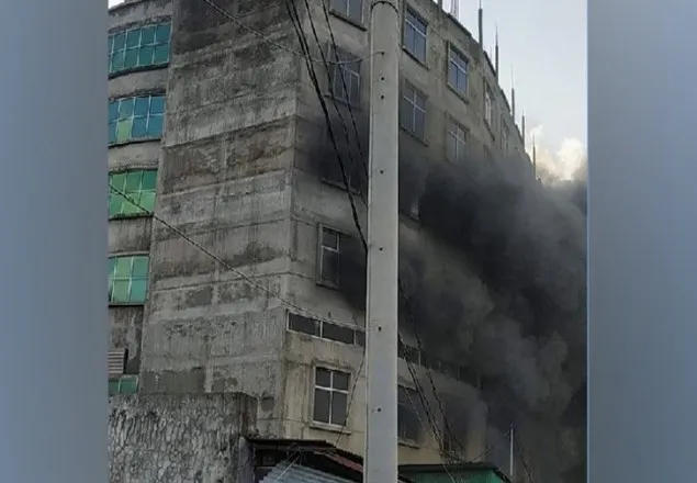 রূপগঞ্জে কারখানায় ভয়াবহ আগুন, নিহত ২