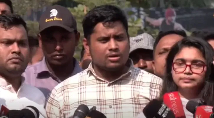 হাসিনার ফাঁসি পর্যন্ত খালেদা জিয়াকে বাঁচিয়ে রাখেন আল্লাহ