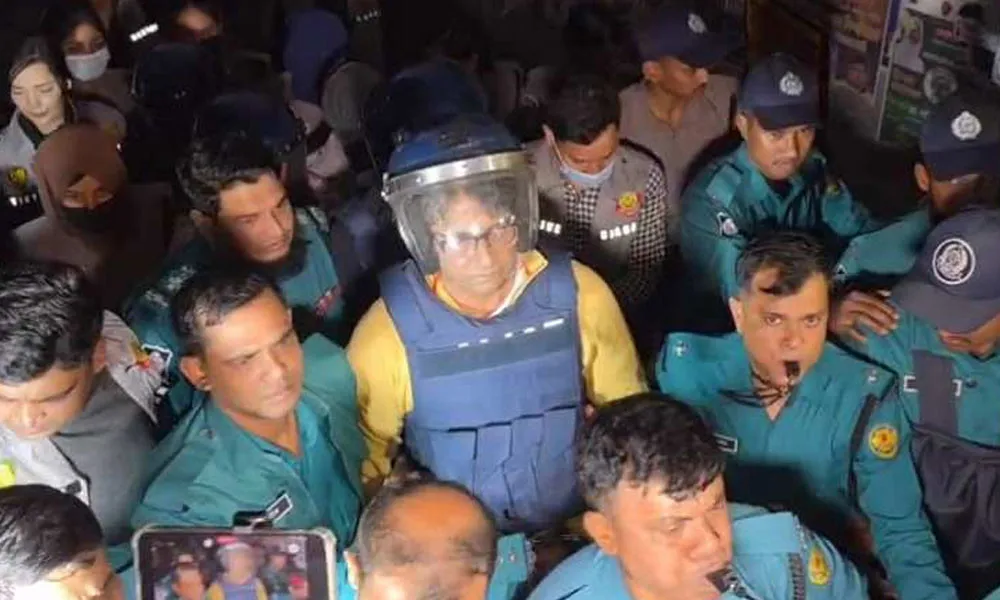 পাঁচ দিনের রিমান্ডে আনিস আলমগীর