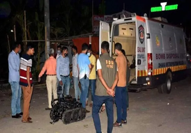 নারায়ণগঞ্জে বিকট শব্দে ৩ বিস্ফোরণ জঙ্গি আস্তানায়