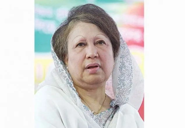 করোনার টিকা নিতে নিবন্ধন করেছেন খালেদা জিয়া
