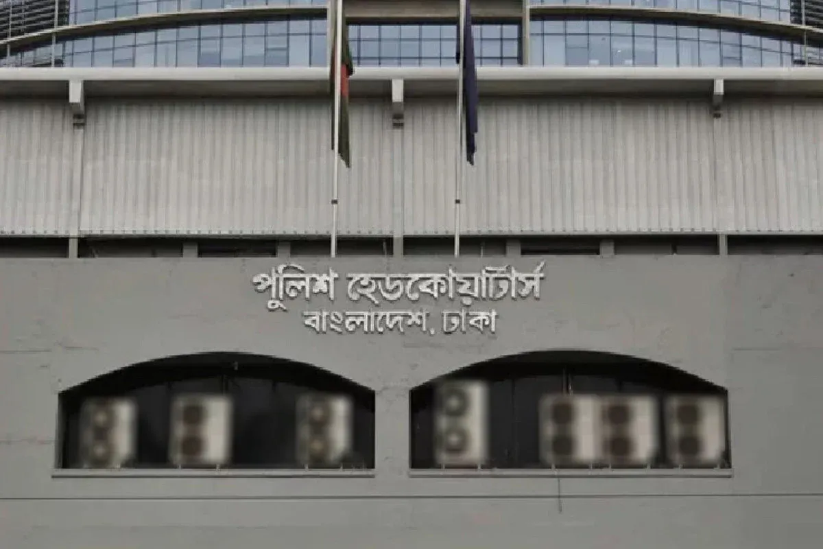 নতুন দায়িত্ব পেলেন পুলিশ সদরদপ্তরের ৬ ডিআইজি