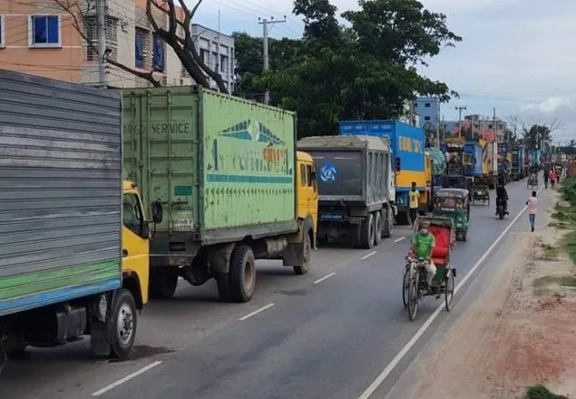 ঢাকা-সিলেট মহাসড়কে তীব্র যানজট