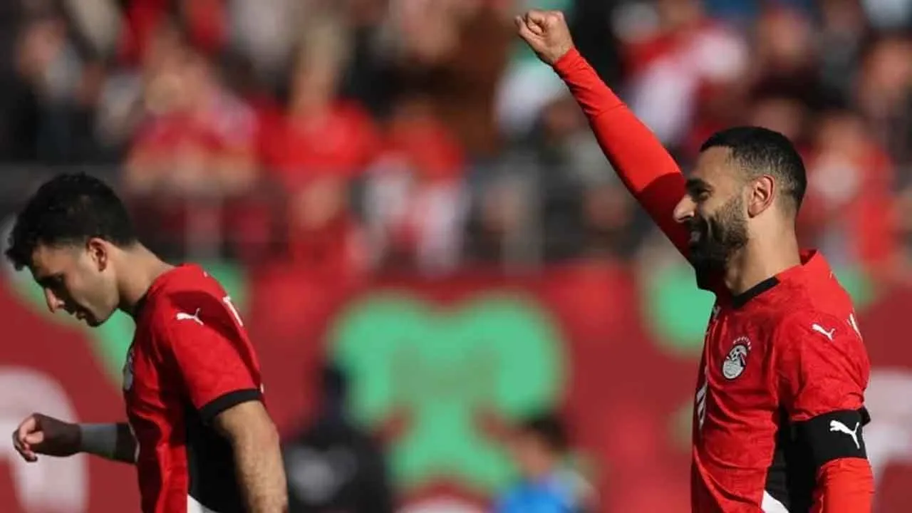 সালাহর গোলে শেষ ষোলোতে মিসর