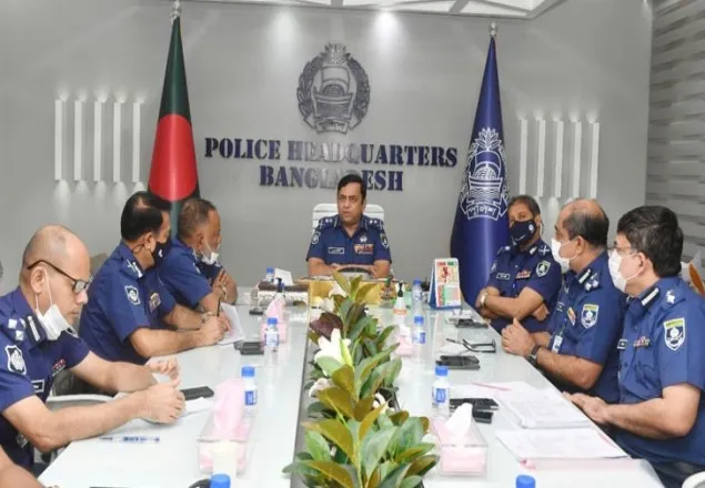 ঈদ উদযাপন নির্বিঘ্ন করতে পুলিশ কর্মকর্তাদের নির্দেশ আইজিপির