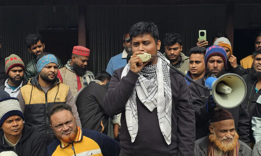 আমরা হাদির রেখে যাওয়া কাজ বাস্তবায়নে মাঠে নেমেছি : হাসনাত