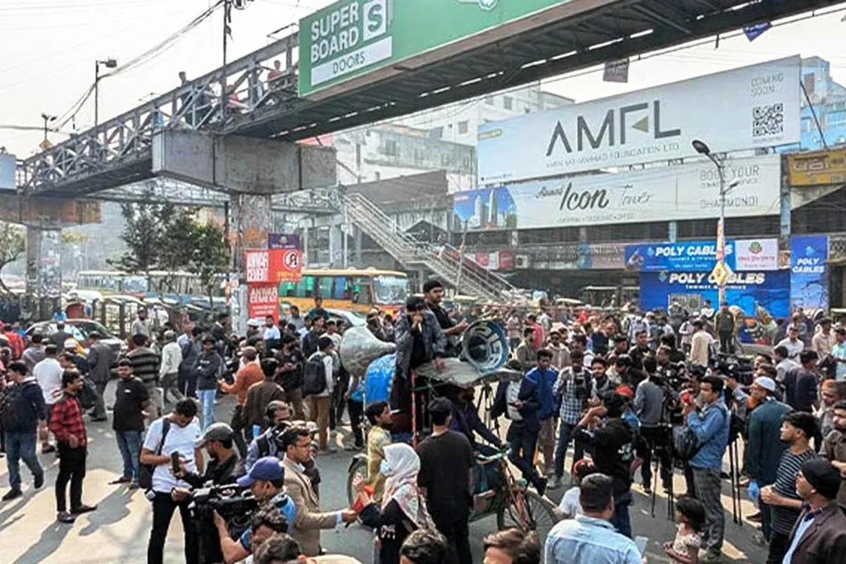 সায়েন্সল্যাবে ‌‘অধ্যাদেশ মঞ্চ’ বানিয়ে আন্দোলনের ঘোষণা