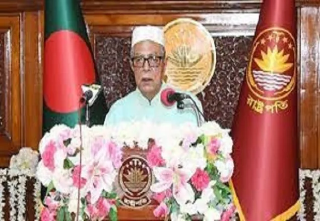 কোরবানির মর্মার্থ অনুধাবন করে মানুষের পাশে দাঁড়ান : রাষ্ট্রপতি