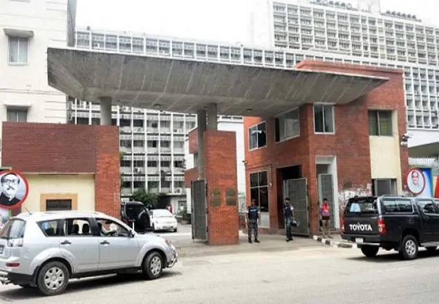করোনা নিয়ে সরকারের শীর্ষ পর্যায়ের বৈঠক দুপুরে