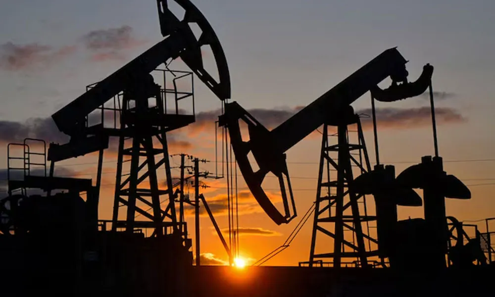 পেট্রল রপ্তানি বন্ধ করতে যাচ্ছে রাশিয়া