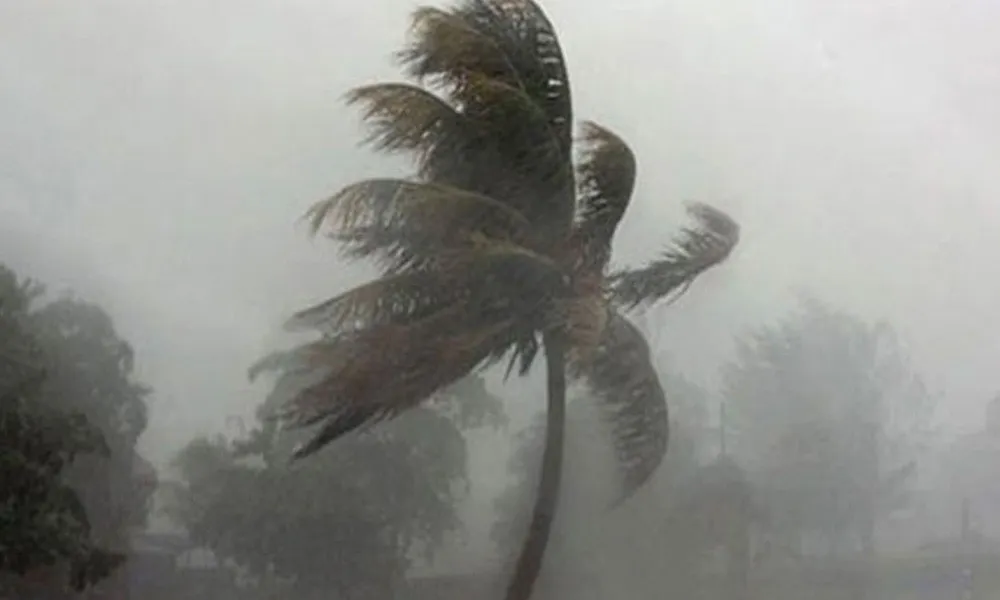 এপ্রিলে আঘাত হানতে পারে ঘূর্ণিঝড়