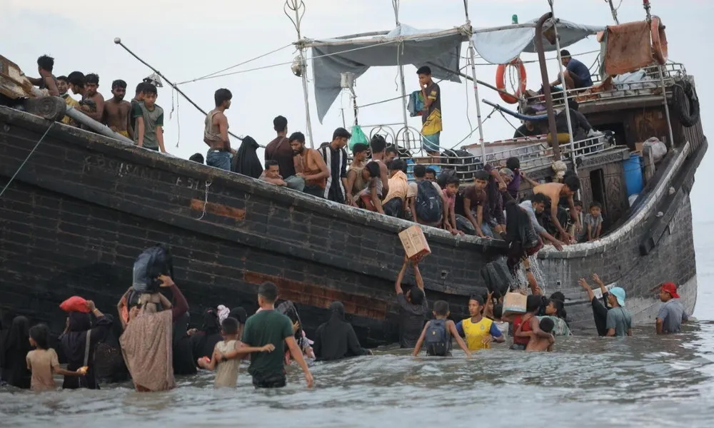 এক বছরে সমুদ্রে নিখোঁজ ৯০০ রোহিঙ্গা