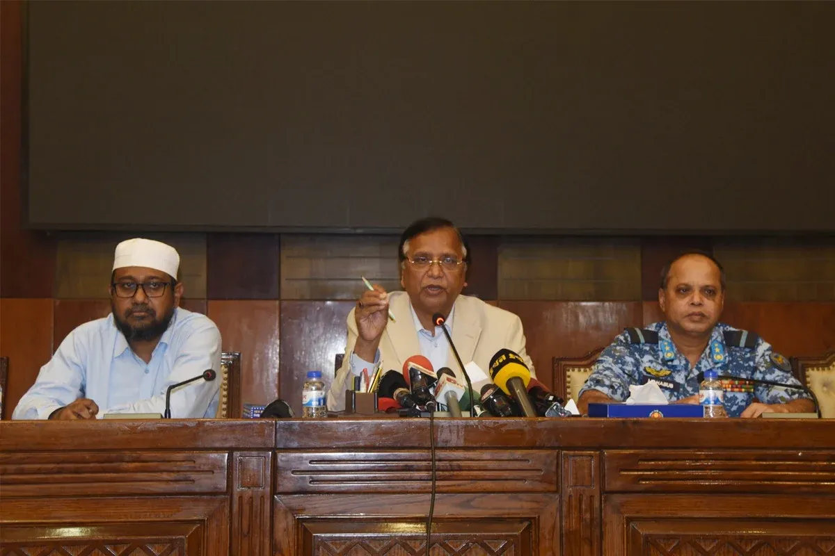 ময়লার বিল ১০০ টাকার বেশি নিলেই লাইসেন্স বাতিল : ডিএসসিসি প্রশাসক