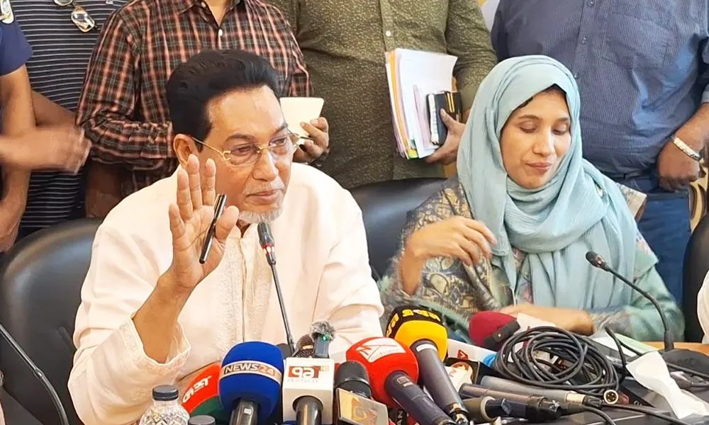 প্রশাসনের সক্রিয় ভূমিকা ছাড়া দীর্ঘমেয়াদি উন্নয়ন সম্ভব নয় : চিফ হুইপ