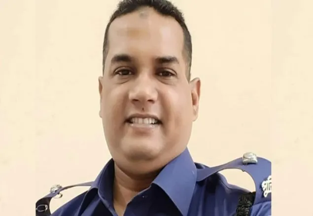 ফেনীতে স্বর্ণ ডাকাতির মামলায় ডিবির ওসিসহ ৬ পুলিশ গ্রেফতার