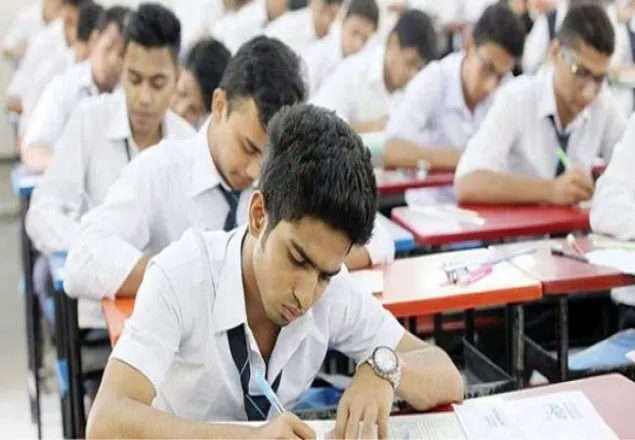 এইচএসসি পরীক্ষার্থীদের ফরম পূরণ শুরু