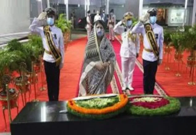 বঙ্গবন্ধুর প্রতিকৃতিতে স্পিকারের শ্রদ্ধা