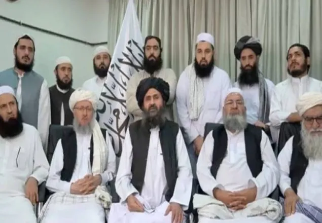 গনির পালানোর আগে কী ঘটেছিল প্রেসিডেন্ট প্রাসাদে