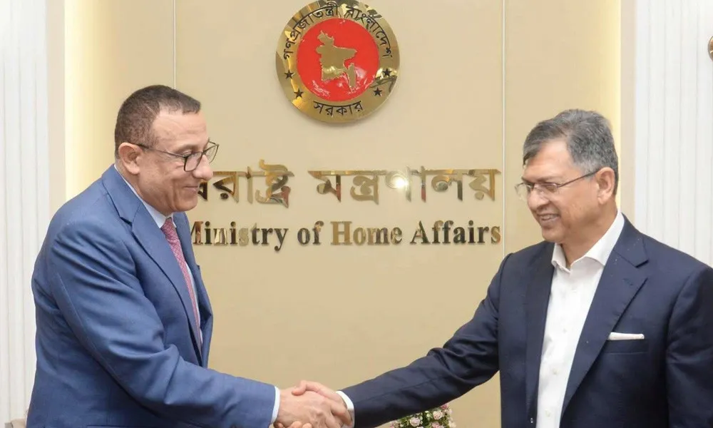 সামাজিক মাধ্যমে অপপ্রচার কঠোরভাবে দমন করা হবে : স্বরাষ্ট্রমন্ত্রী