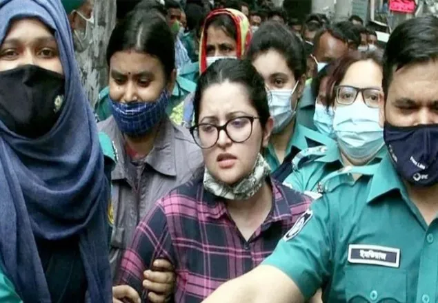 জামিন চান না কেন, আমি তো পাগল হয়ে যাবো: আইনজীবীকে পরীমণি