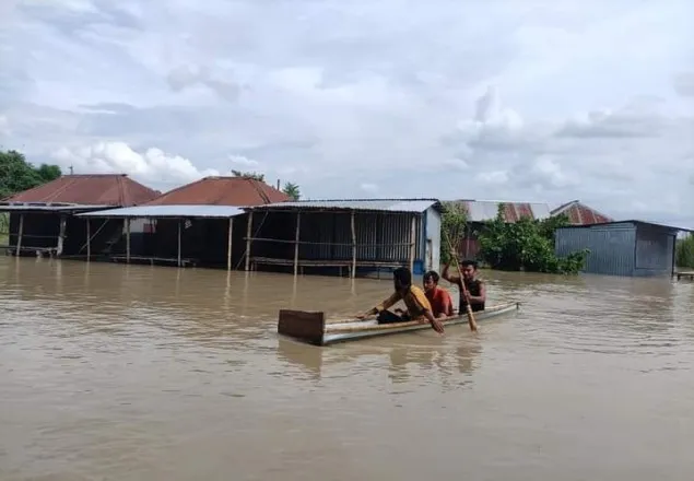 সিরাজগঞ্জে বন্যা পরিস্থিতির অবনতি